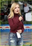 Jackie Evancho microphone