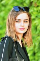 Joey King glasses