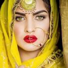 Himanshi Khurana face