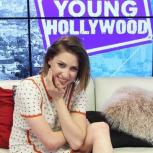 Eden Sher couch