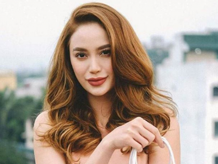 Arci Muñoz face