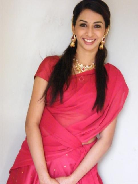 Gayatri Iyer smile