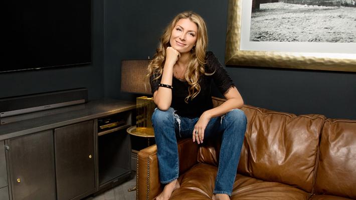 Genevieve Gorder picture