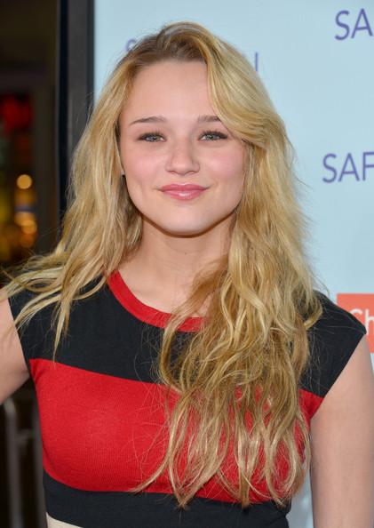 Hunter King face