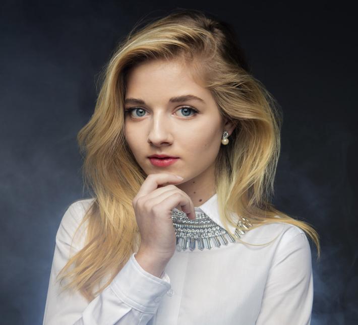 Jackie Evancho face