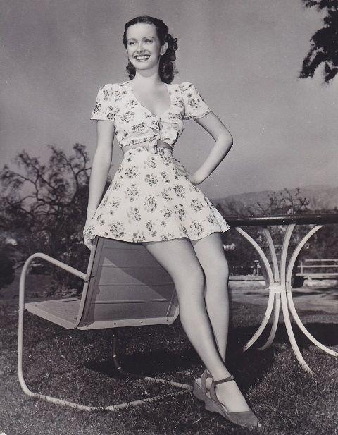 Noel Neill dress