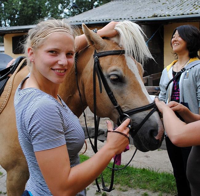 Tabea Kemme horse